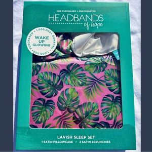 NWT Satin Pillowcase & Scrunchie Gift Set Palm Print Headbands of Hope